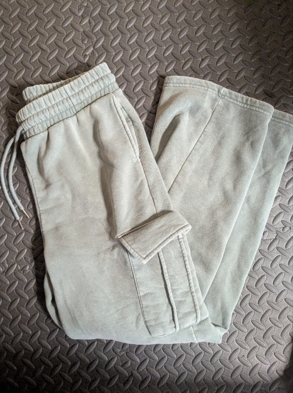 Seeking Sunsets Large Cargo Sweatpants Bottoms Athletic Lounge wear